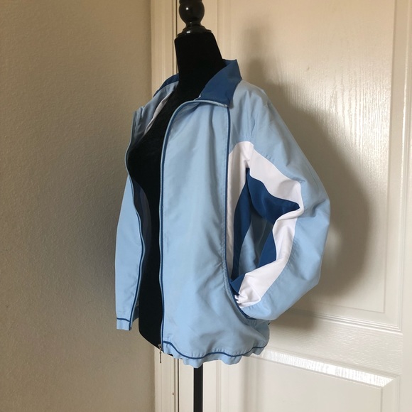 Active Jacket - Picture 2 of 8